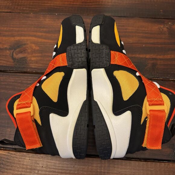 Nike Air Raid Retro Roswell Raygun Basketball Shoes main image 4